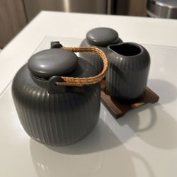 Mikasa Tea Pot Set (ash Gray)