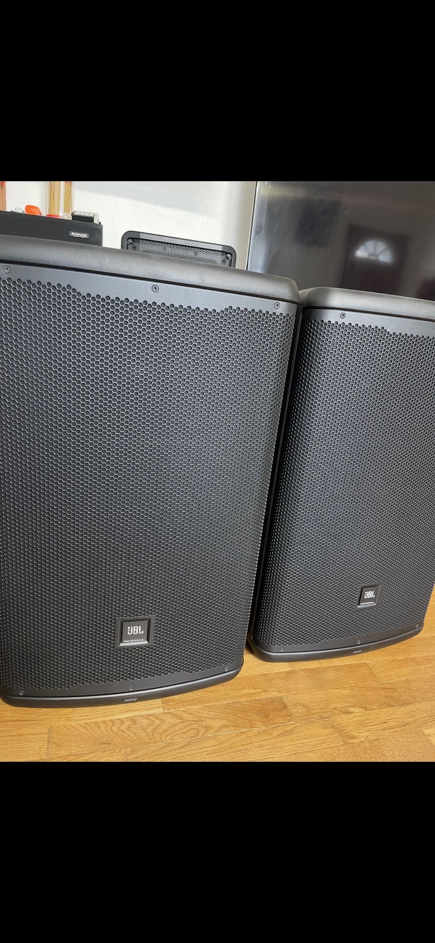 Both JBL 715 Power Speaker