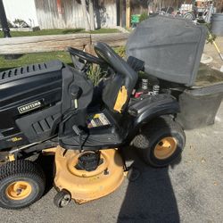 Craftsman Riding Lawnmower Pro Series 8200