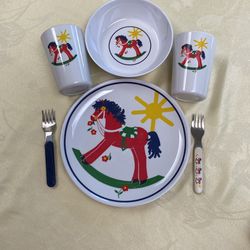 Child’s Droppable Melamine Dinnerware Set