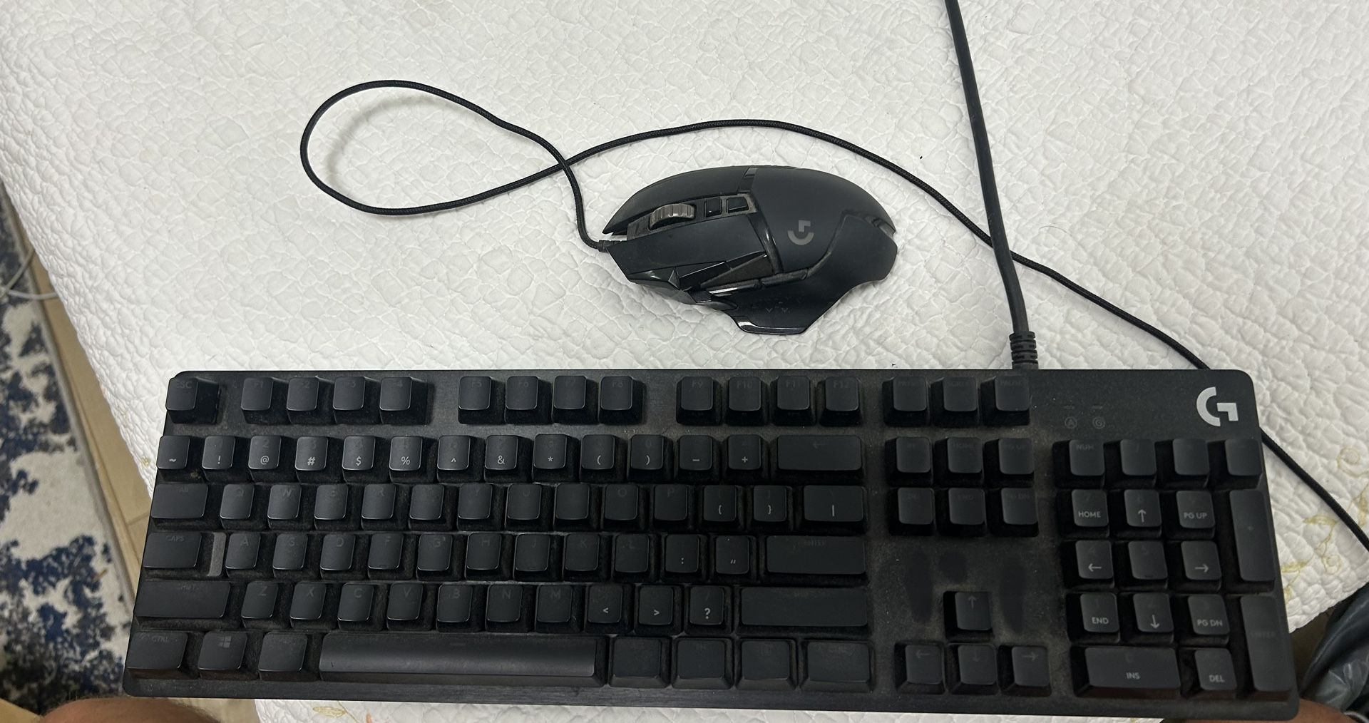 Logitech G512 SE Keyboard + G502 Hero Mouse