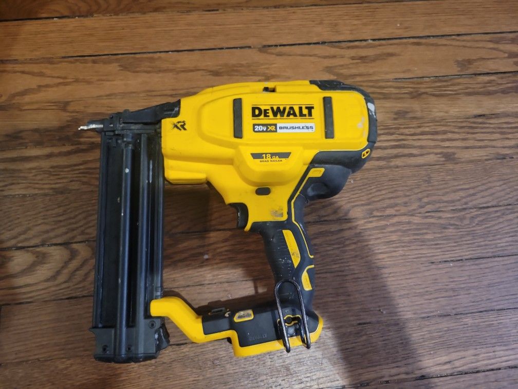 Dewalt  Xr 18 Gauge Nail Gun Cordless