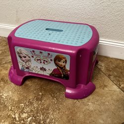 Anna And Elsa Frozen Step Stool