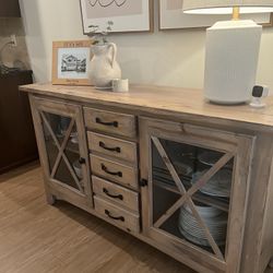 Beautiful Buffet Table