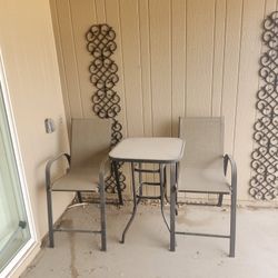 Counter top Table With 2 Chairs