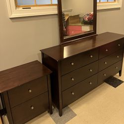 Bedroom Set 75 Dollars 