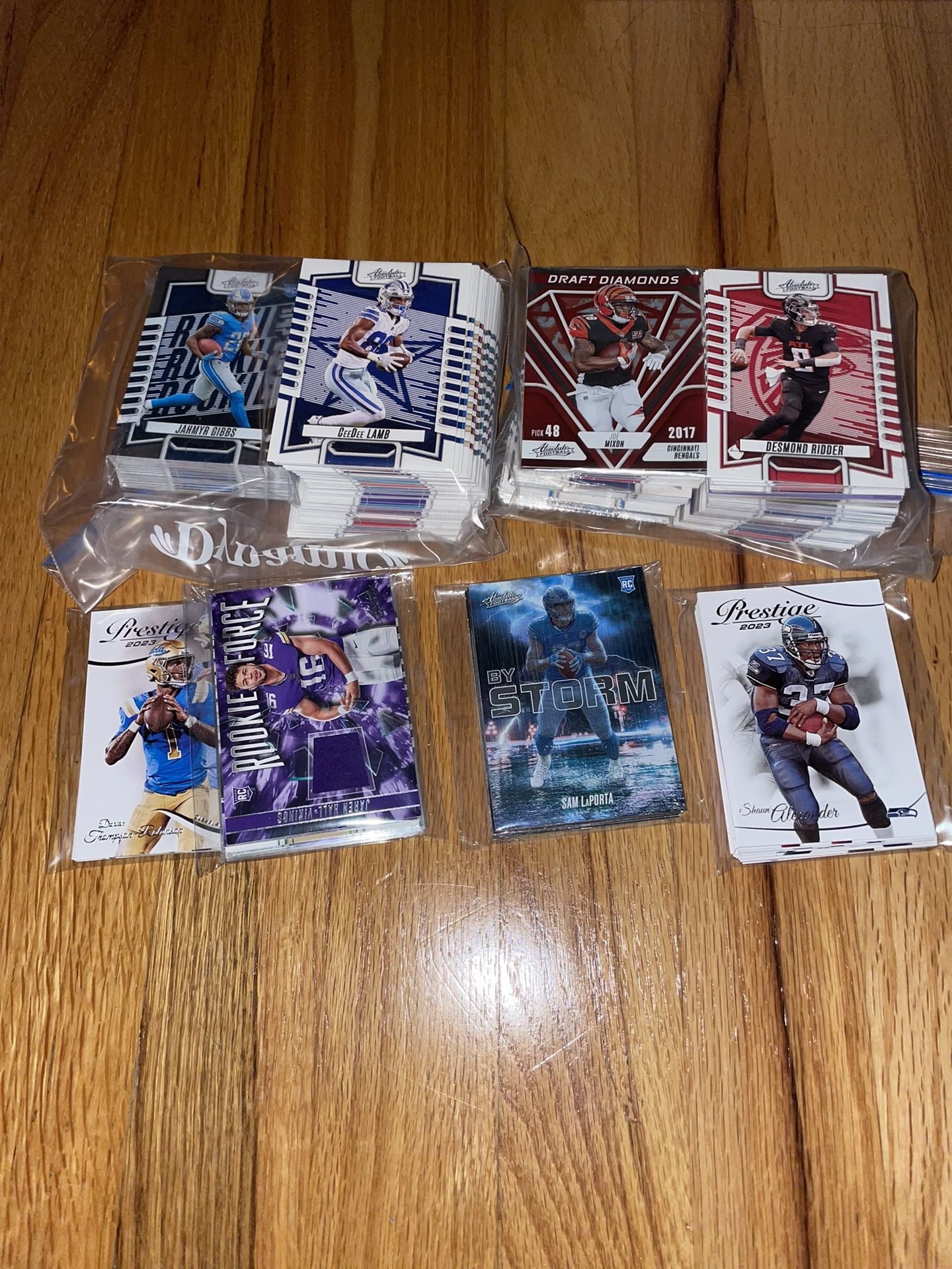 Sports Cards! - NBA NFL MLB - Prizm, Donruss, NBA Hoops, Absolute, Baseball, 90s