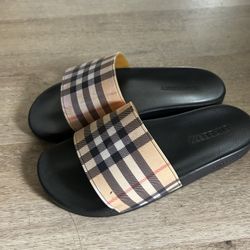 Burberry Slides (NOT Reps)