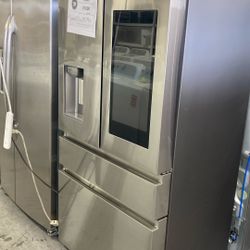 Samsung Family Hub Fridge 36in 