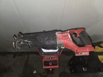 MILWAUKEE FUEL SAWZALL TOOL ONLY $100 FIRM