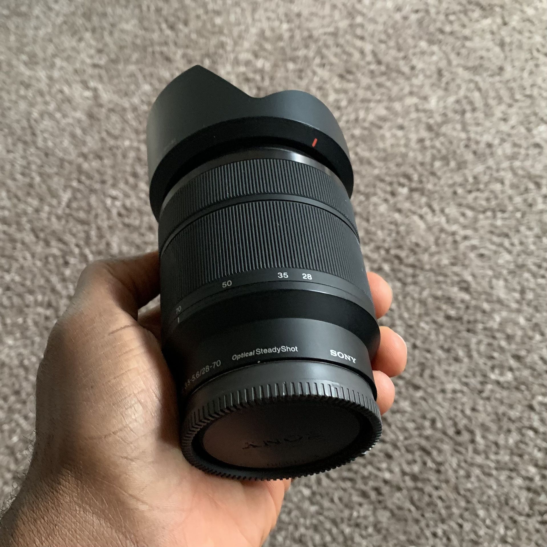 Sony FE 28-70mm f/3.5-5.6 OSS Lens