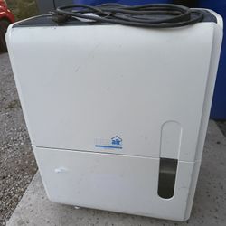 Dehumidifier 