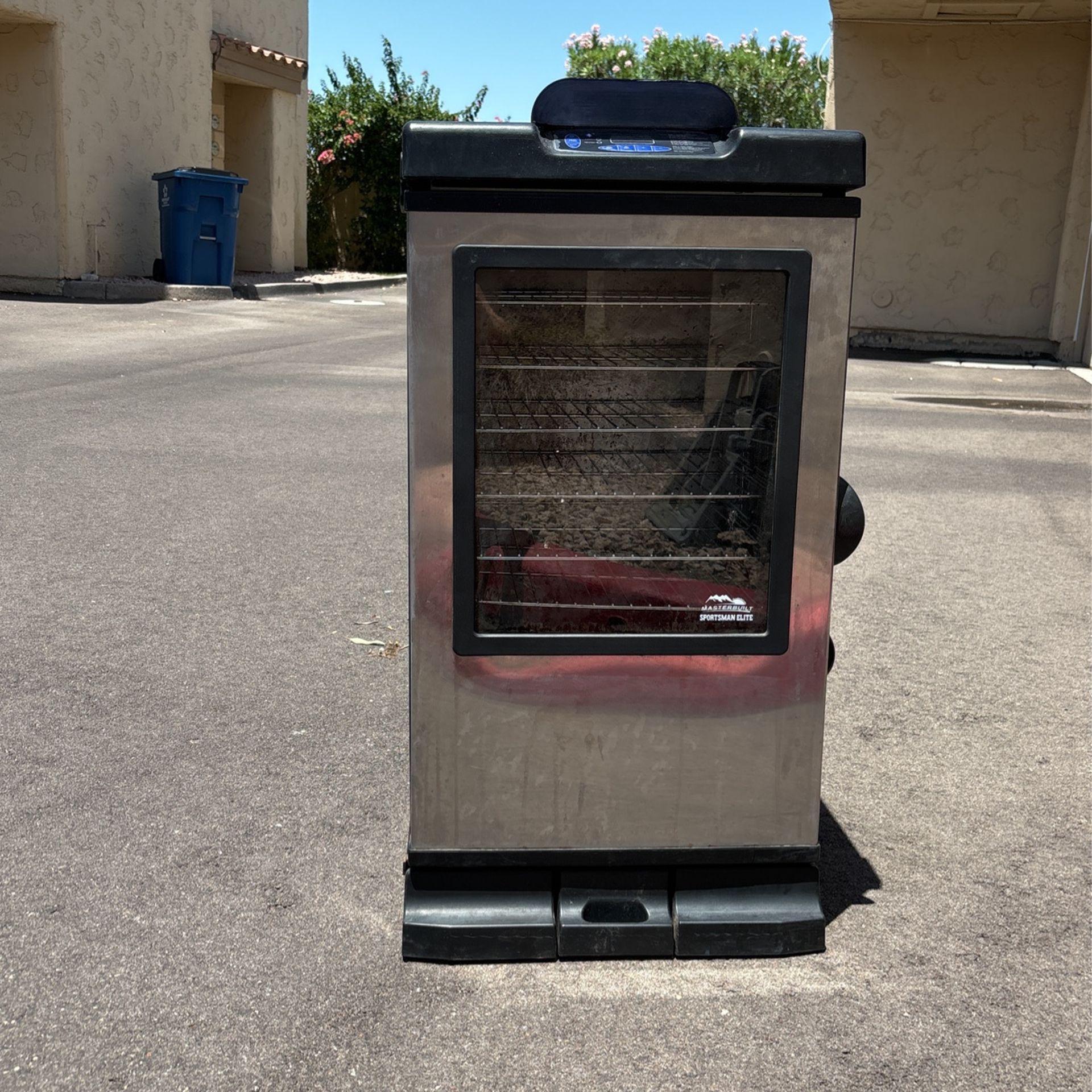 Masterbuilt Sportsman Elite 40’m Electric Smoker With Bluetooth