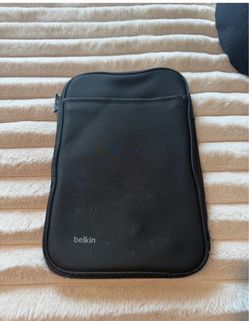 Belkin Neoprene Tablet Sleeve