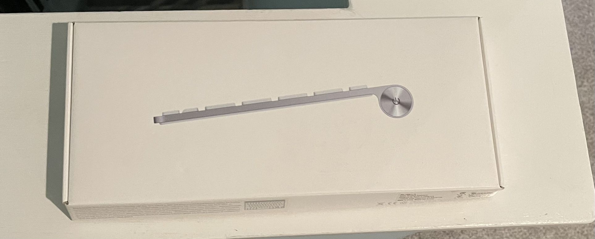 Apple wireless Keyboard 