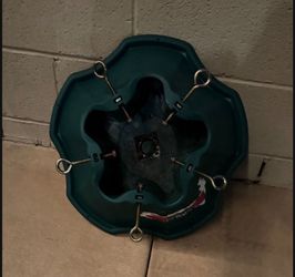 Christmas Tree 🌲 Stand