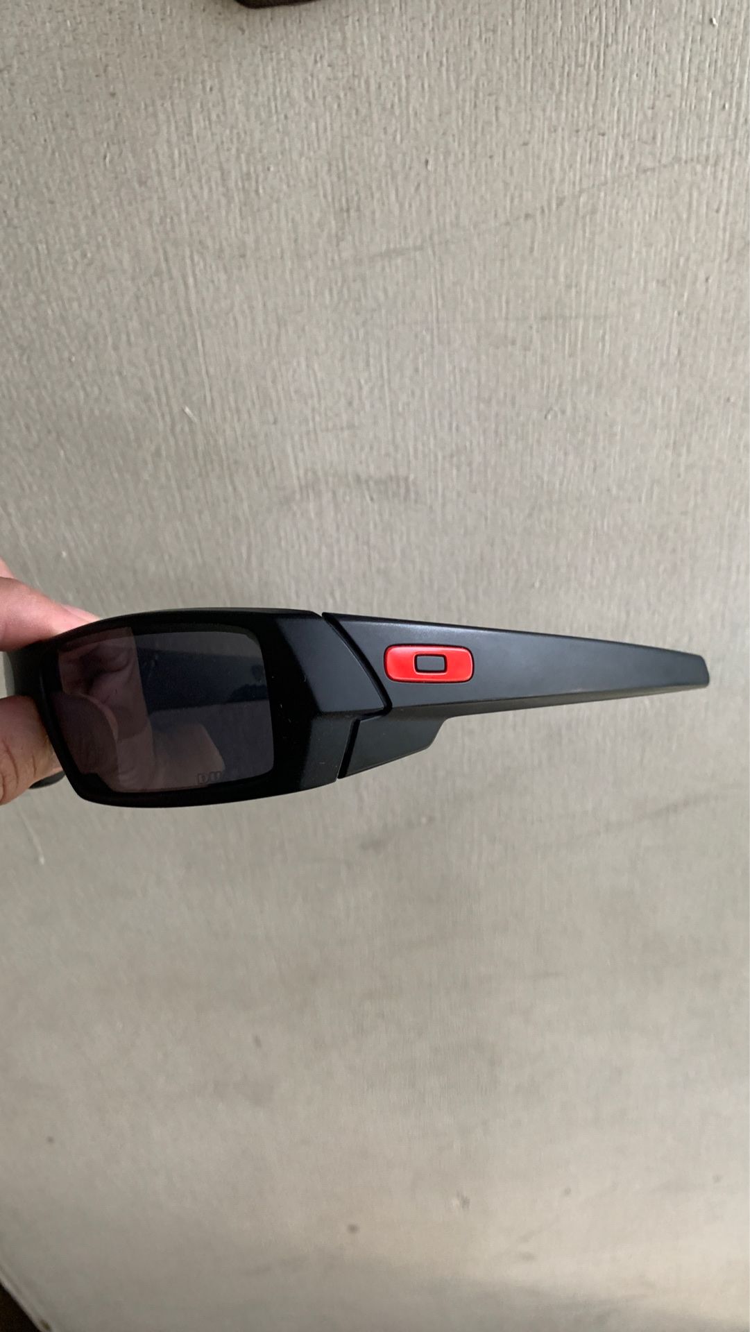 Oakley Ducati gascan