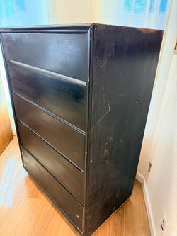 Black 5-Drawer Dresser Chest project