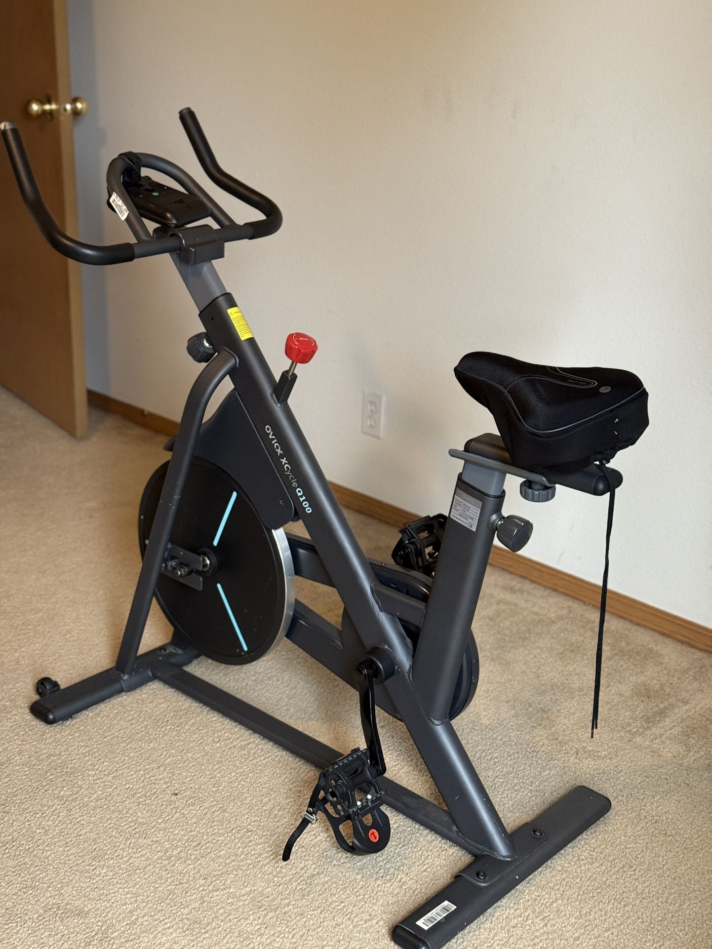 Indoor Cycling Bike – Smooth Ride, Adjustable Seat & Resistance
