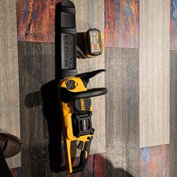 Dewalt Chainsaw With Battery 