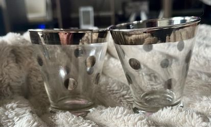 2 vintage mid-century modern glassware tumblers