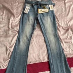 Super cute Blue vintage-inspired flared jeans