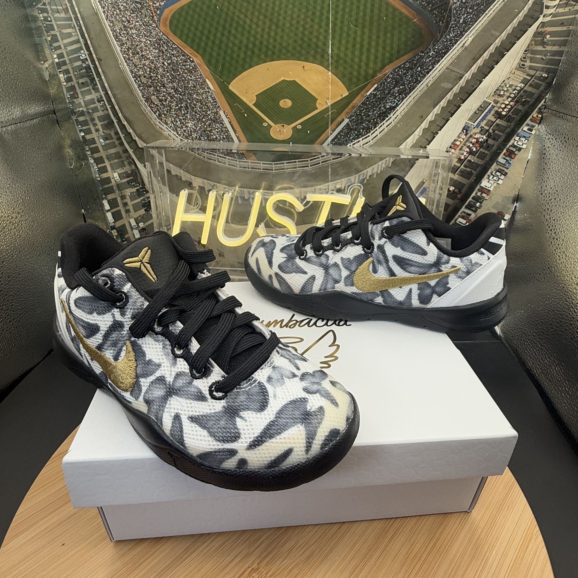 Kobe 8 Protro “Mambacita” Gigi White Gold Black (PS) Sz 11.5C (FN0267-102)