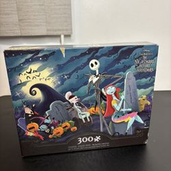 Disney ( Nightmare Before Christmas ) Graveyard 300 Piece Puzzle