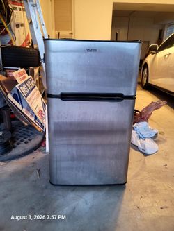 Stainless Mini Fridge w/Freezer