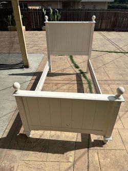Twin bed frame