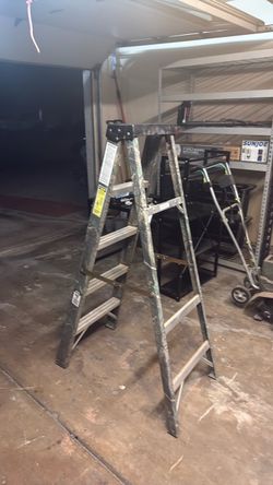 5 ft metal ladder