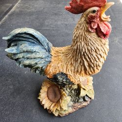 chicken , turkey figures

#1 chicken
ceramic
#2 chicken
metal
#3 turkey
hay, feather

3 for 30