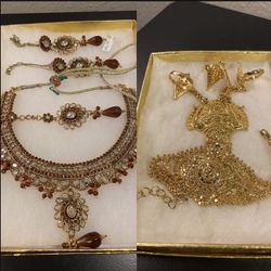 Indian Gold. Jewelry Necklace Set 4 Pc,  + Brazalete,  Total 5 Pc,See The Pictures. Good Conditions  Gold-plated 