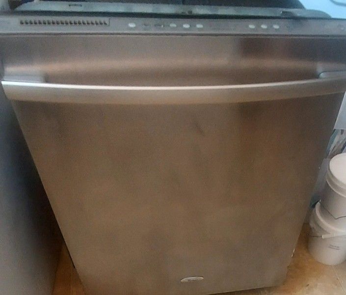 Dishwasher Can DELIVER READ DESCRIPTION