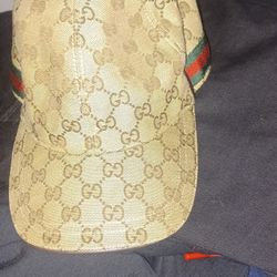 Gucci Hat 2x