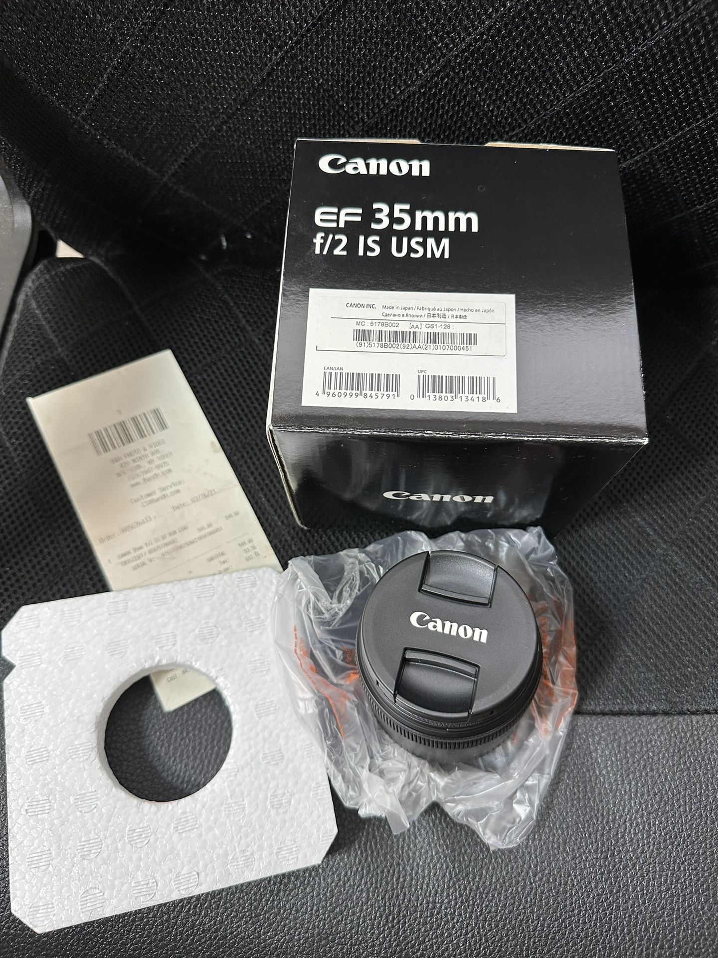 Canon EF 35mm f/2 IS USM Lens (Open Box)