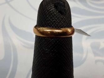 Ring - Wedding Band - Yellow Gold 10k (.417) 2.2 grams Size 4