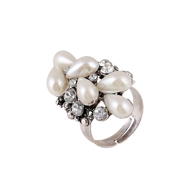 Simulated Pearl Finger Ring.