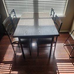 Dining Table + 4 Chairs
