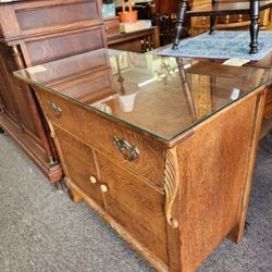 Oak Wash Stand w/Glass