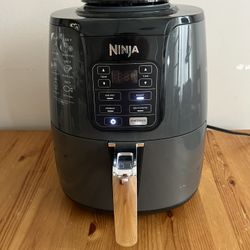 NINJA AIR FRYER 
