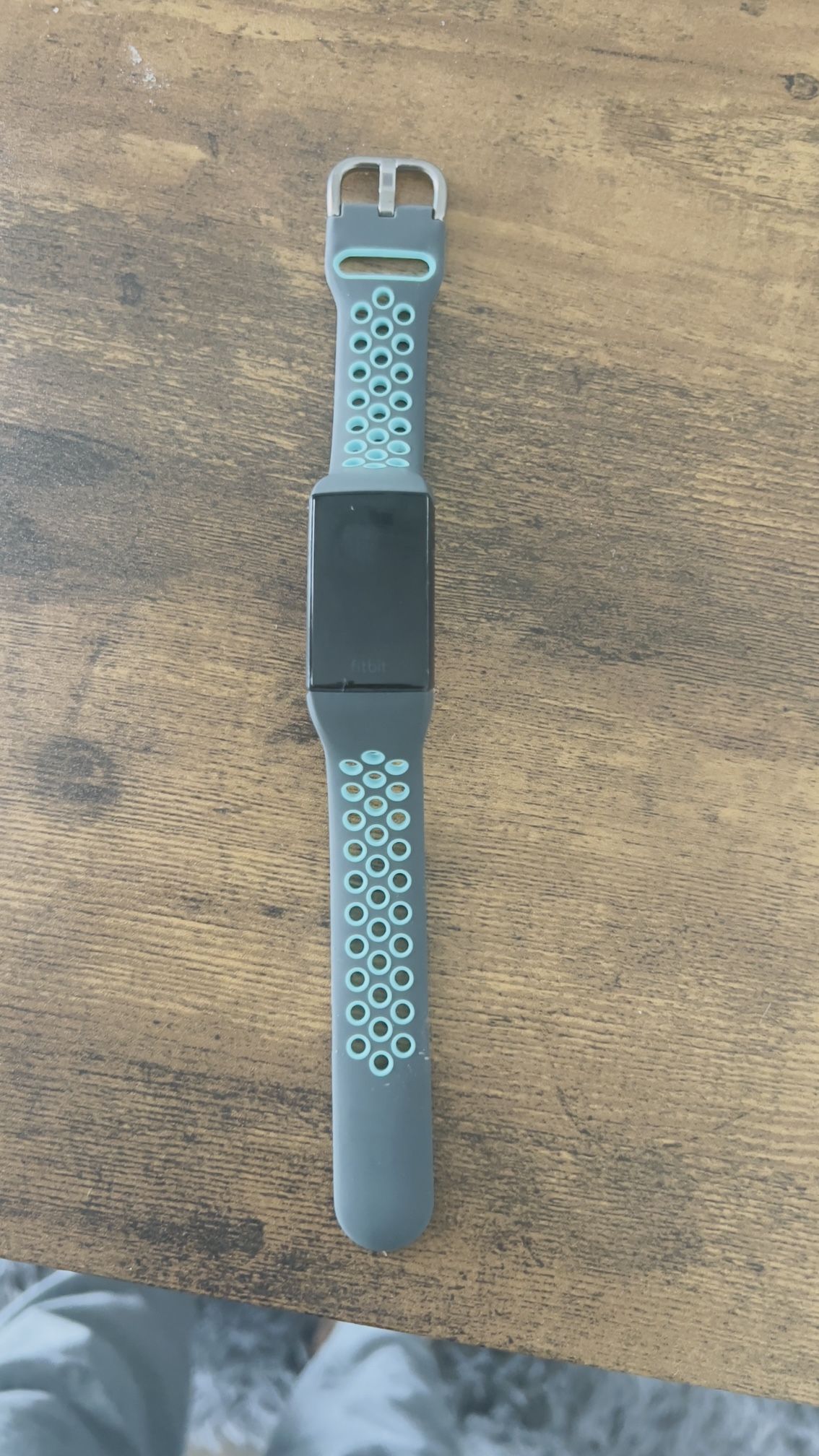 Fitbit Charge 4