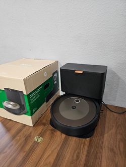 irobot J9 + robot vacuum irobot self empty & box