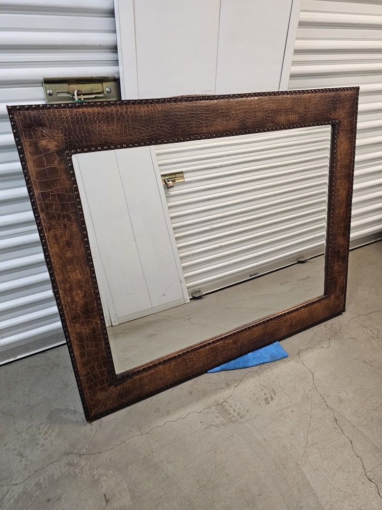 Mirror 