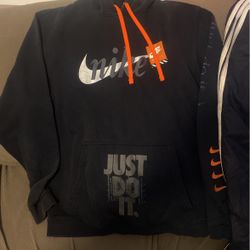 Brand New Nike hoodie Large