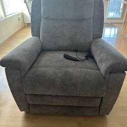 Lazy boy recliner massager