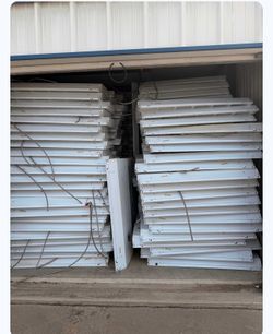 10x10 Storage Full Of Shop Lights