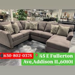3 Pc Chaise Sectional 