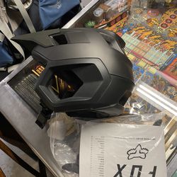 Fox Dropframe Helmet 