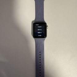 Apple Watch Series 3 – 38mm Aluminum (GPS).